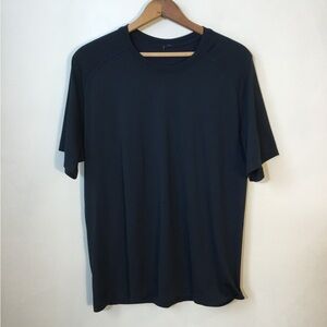 Lululemon Navy Metal Vent Short Sleeve Shirt